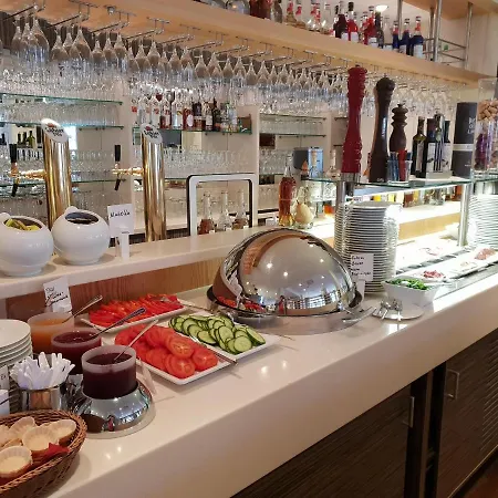 Ξενοδοχείο Centralhotel 3*
